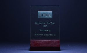 Lotus : Partner of the year 1998